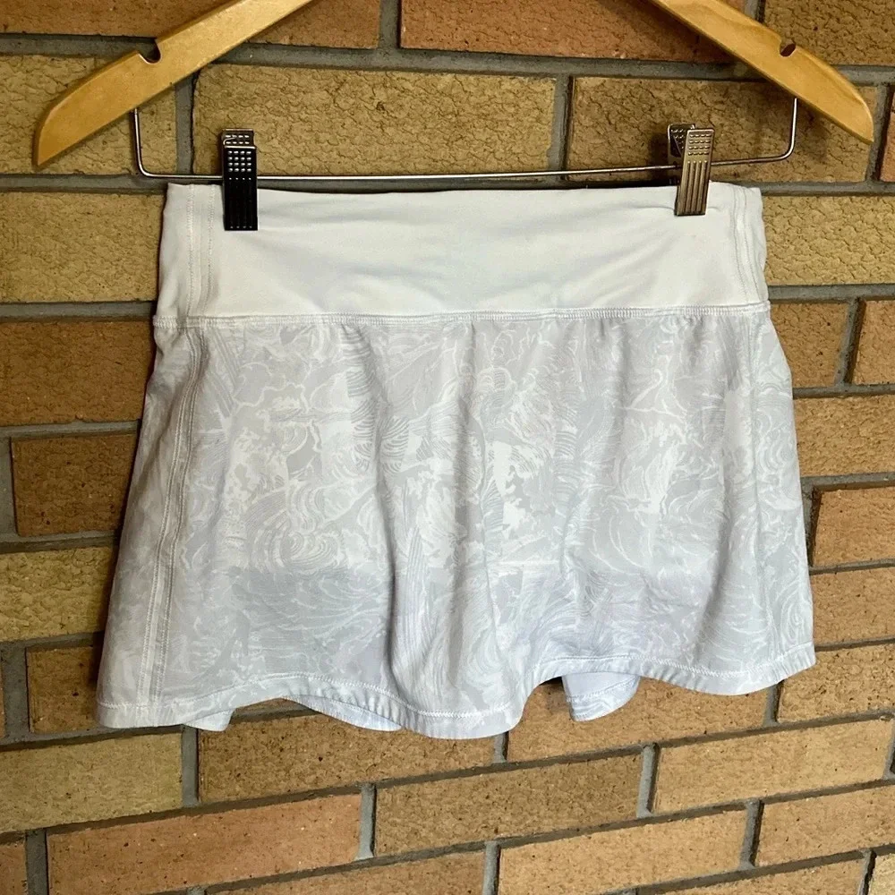 Lululemon Pace Rival Skirt (Regular) No Panels Eternal Wave White Size 4